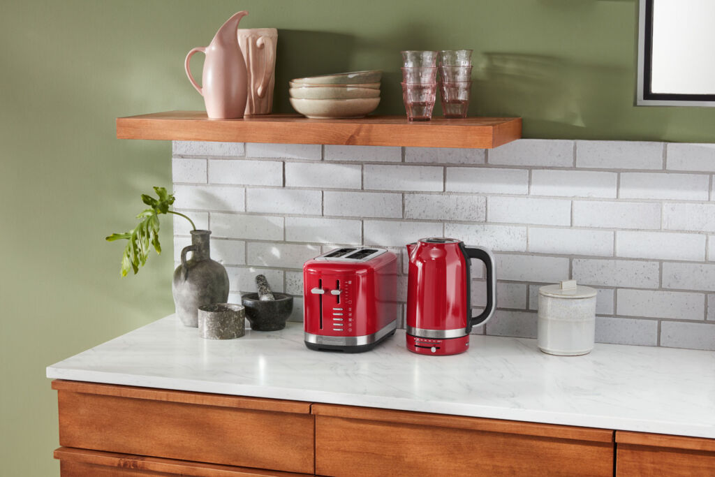 KitchenAid's New 1.7L Kettle & 2-slice Toaster are the Ideal Breakfast Combo 3