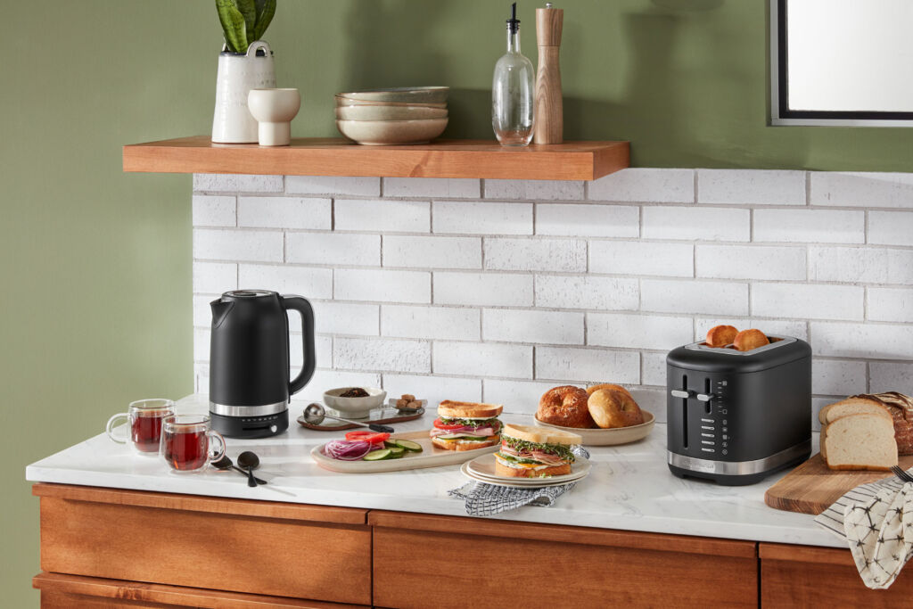 KitchenAid's New 1.7L Kettle & 2-slice Toaster are the Ideal Breakfast Combo
