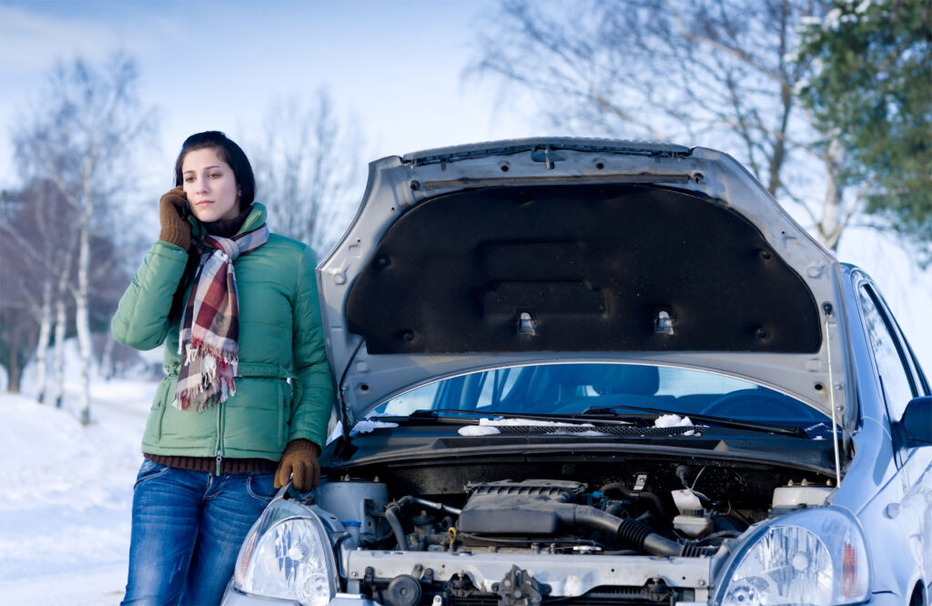 A Motoring Expert Reveals Six False Winter Driving Myths