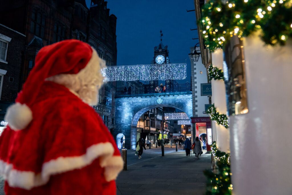 Santa take a stroll along Chester's festive streets
