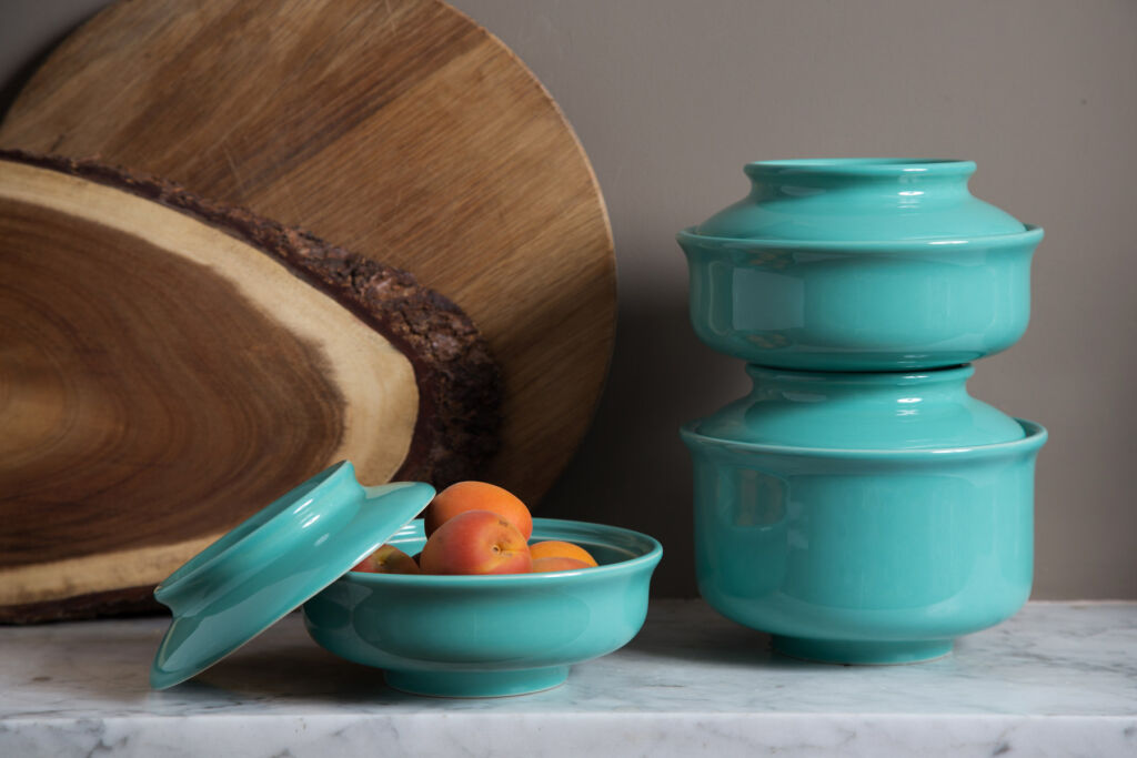 Hokan Adds New Sea Green, Stackable, Stylish and Sustainable Stoneware Bowls