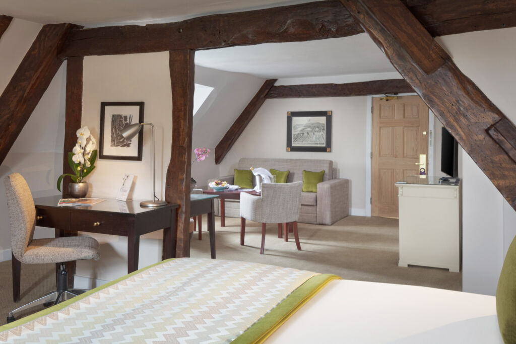 Albrighton Hall Hotel & Spa, A Member of Radisson Individuals Has Opened 10 The living area inside one of the bedrooms