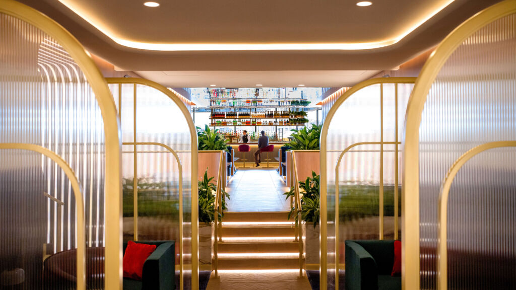 British Airways Unveils Next-Generation Lounges in Miami and Dubai 9 The lowered central lounge in Miami