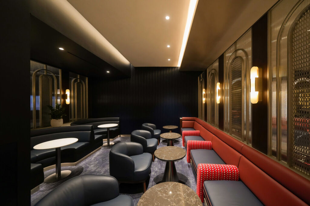 British Airways Unveils Next-Generation Lounges in Miami and Dubai 12 The relaxed seating area in the lounge