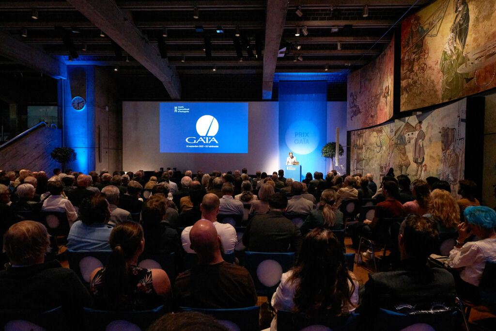 Dr Helmut Crott Receives the Gaïa Prize 2025 for his Lifetime of Service 9 A crowded room at the awards ceremony