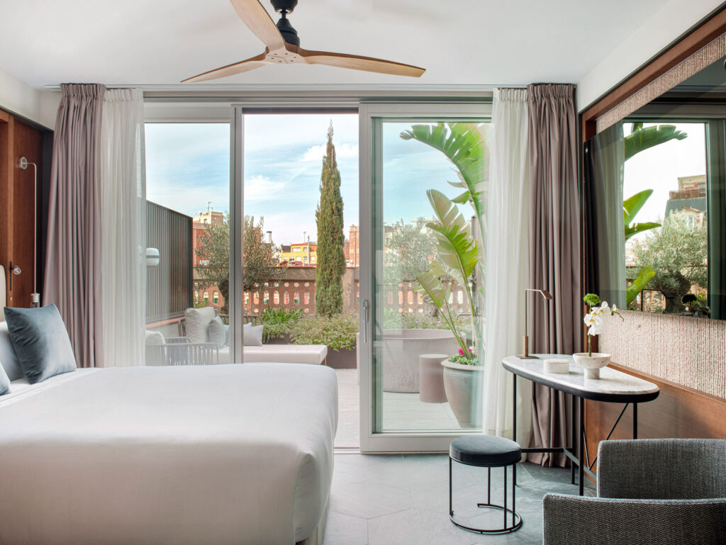 Barcelona's Antiga Casa Buenavista, A Place Where Design Meets History 9 Inside one of the hotel's suites