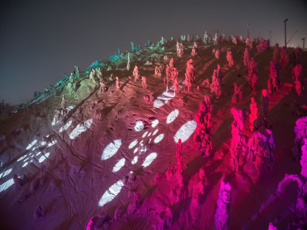 The incredible light display projected onto the slopes