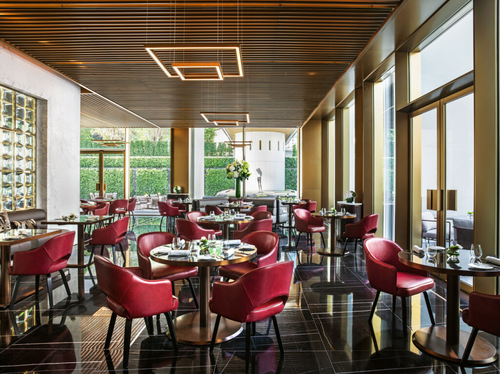 Unlocking Excellence: The Murray, Hong Kong Honoured with Michelin Key 14 The Tai Pan restaurant's interior