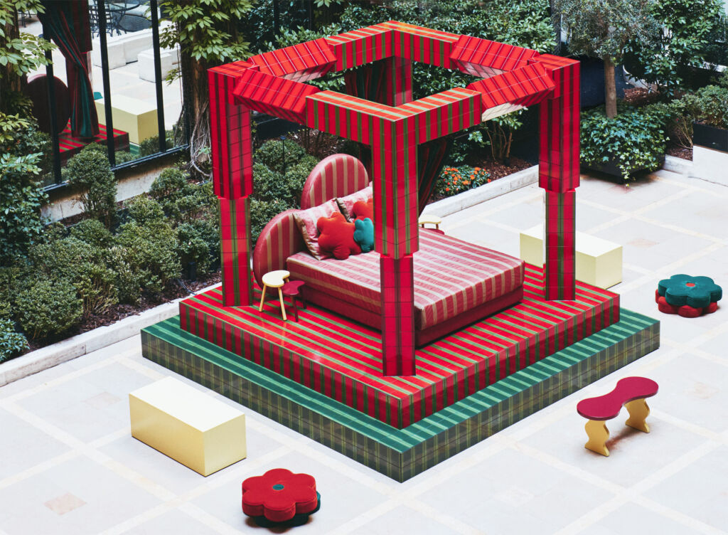 Uchronia’s “Day Bed” Invites Serenity and Reflection at Hôtel Plaza Athénée 5 An angled view of the day bed art installation