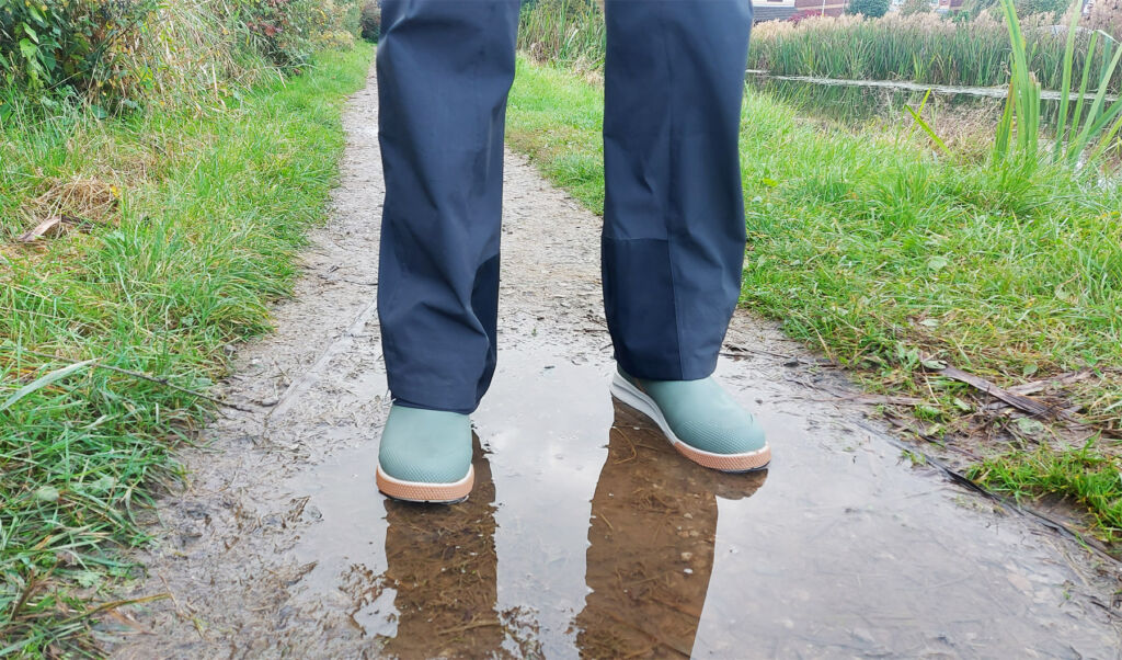 XTRATUF Boots Put to the Test: Comfort Meets Durability in Wet British Walks 6 XTRATUF Boots Put to the Test: Comfort Meets Durability in Wet British Walks