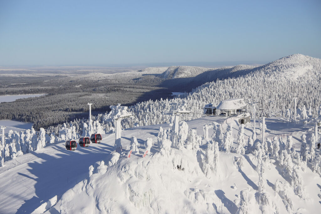 A photographs showing three gondolas transporting guests
