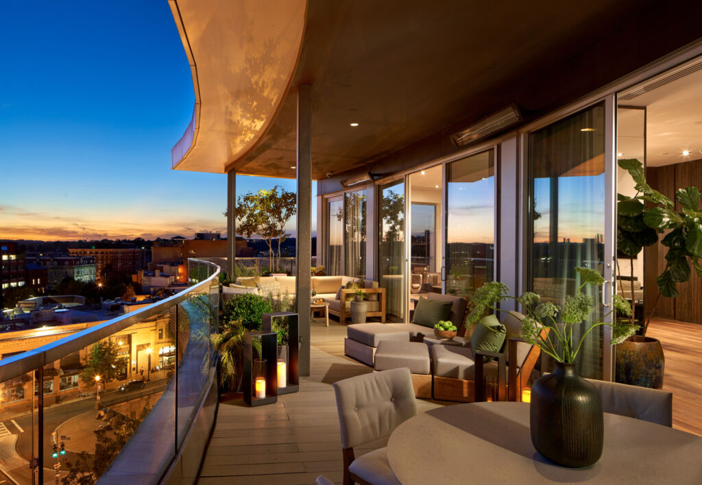 Washington’s The Dupont Circle and Veronica Beard Launch The Blazer Library 12 A suite balcony at night
