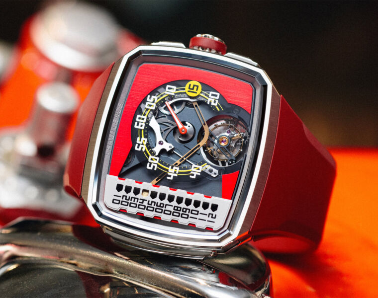 Giacomo Agostini Inspires Hautlence’s New Racing-Inspired Linear Watch 3 Hautlence Linear Giacomo Agostini: A Tribute to a Motorcycling's Greatest