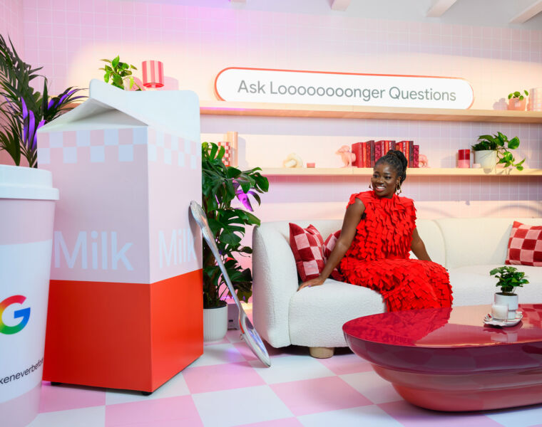 Google’s AI-Powered Search Bar Pops Up in Covent Garden 3 Curiosity Meets Coffee: Google’s AI-Powered Search Bar Pops Up in Covent Garden